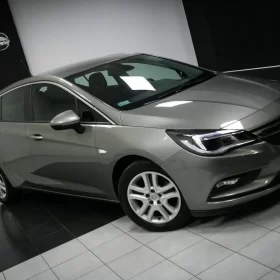 Opel Astra K Salon Polska*I właściciel*1.4 101KM*LEDy*Czujniki