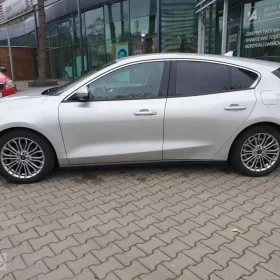 Ford Focus rabat: 9% (7 000 zł) | Gwarancja Przebiegu i Serwisu | Salon PL | A