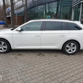 Skoda Superb III rabat: 5% (5 000 zł) | Gwarancja Przebiegu i Serwisu | I-WŁ | ASO |