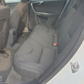 Volvo XC60 I rabat: 6% (6 000 zł) | Gwarancja Przebiegu i Serwisu | Salon PL | I-