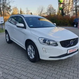 Volvo XC60 I rabat: 6% (6 000 zł) | Gwarancja Przebiegu i Serwisu | Salon PL | I-