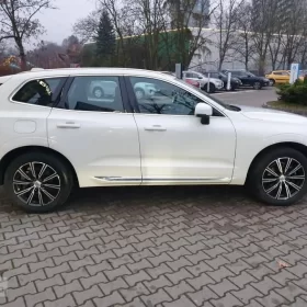 Volvo XC60 II rabat: 4% (8 000 zł) | Gwarancja Przebiegu i Serwisu | I-WŁ | ASO |