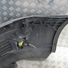 VW GOLF V KOMBI JETTA V - ZDERZAK PRZEDNI