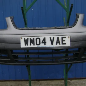 VW TOURAN I - ZDERZAK PRZEDNI