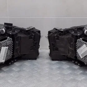 BMW 5 G30 G31 ZESTAW MASKA PAS BŁOTNIK LED A300