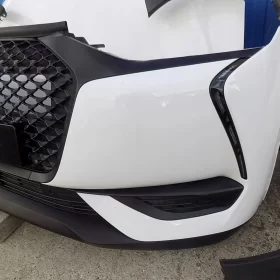 CITROEN DS3 CROSSBACK MASKA ZDERZAK KOMPLET