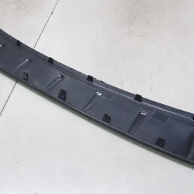 VOLVO XC60 LISTWA ZDERZAKA TYŁ 30764525 08-13