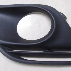 VOLVO XC60 KRATKA ZDERZAKA PRAWA PRZÓD 08-13