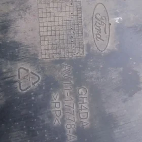 B-MAX HOKEJ LISTWA ZDERZAKA PRZÓD AV11-17778-AB