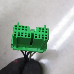 VOLVO XC70 II LUSTERKO PRAWE 6 PIN 452-26 08-14