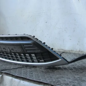 FORD KUGA MK1 KRATKA HOKEJ ZDERZAK PRZÓD