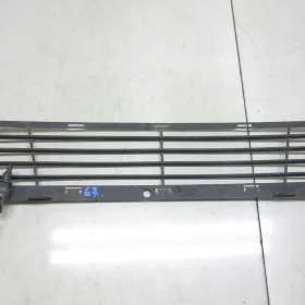 DODGE JOURNEY KRATKA ZDERZAKA PRZÓD 07-15 67