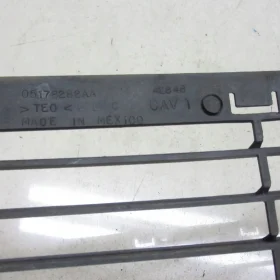 DODGE JOURNEY KRATKA ZDERZAKA PRZÓD 07-15 67