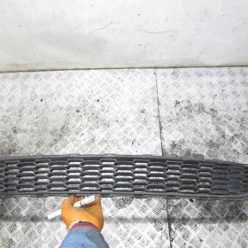 KIA CARENS IV KRATKA ZDERZAKA PRZÓD ŚRODKOWA 13-