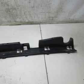 VOLVO XC60 ŚLIZG ZDERZAKA TYŁ ŚRODKOWY 08-13 38