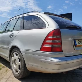 Mercedes cklasa 1.8 benzynka