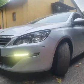 Peugeot 308  1.2 benzynka / klima/ navi