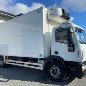 Iveco EUROCARGO 190 E 28 CHŁODNIA HAKÓWKA