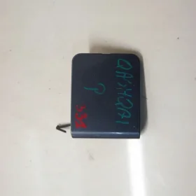 QASHQAI ZAŚLEPKA ZDERZAKA HAKA PRZÓD 06-13 331