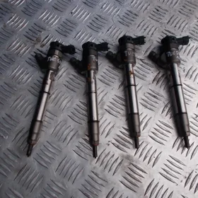 HYUNDAI TUCSON II WTRYSKIWACZ 1.7 CRDI 0445110589