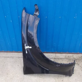 NISSAN NAVARA D40 PATHFINDER BŁOTNIK PRZEDNI PRAWY